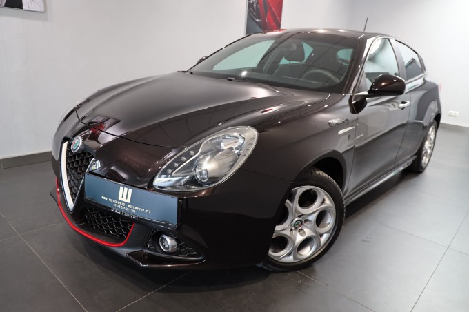 Alfa Romeo - Giulietta 1,6 JTDM-2 Sport